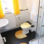 Πανσιόν Tannenhof 2*