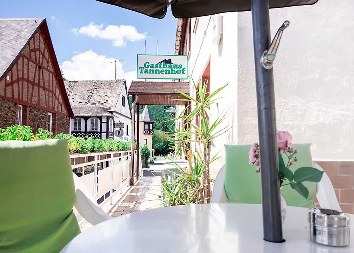 坦能豪夫旅馆 2*