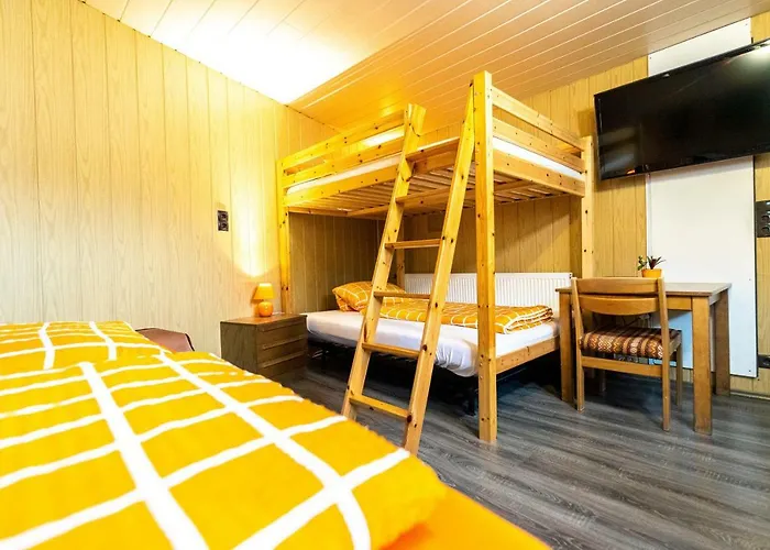 招待所 坦能豪夫旅馆 2*